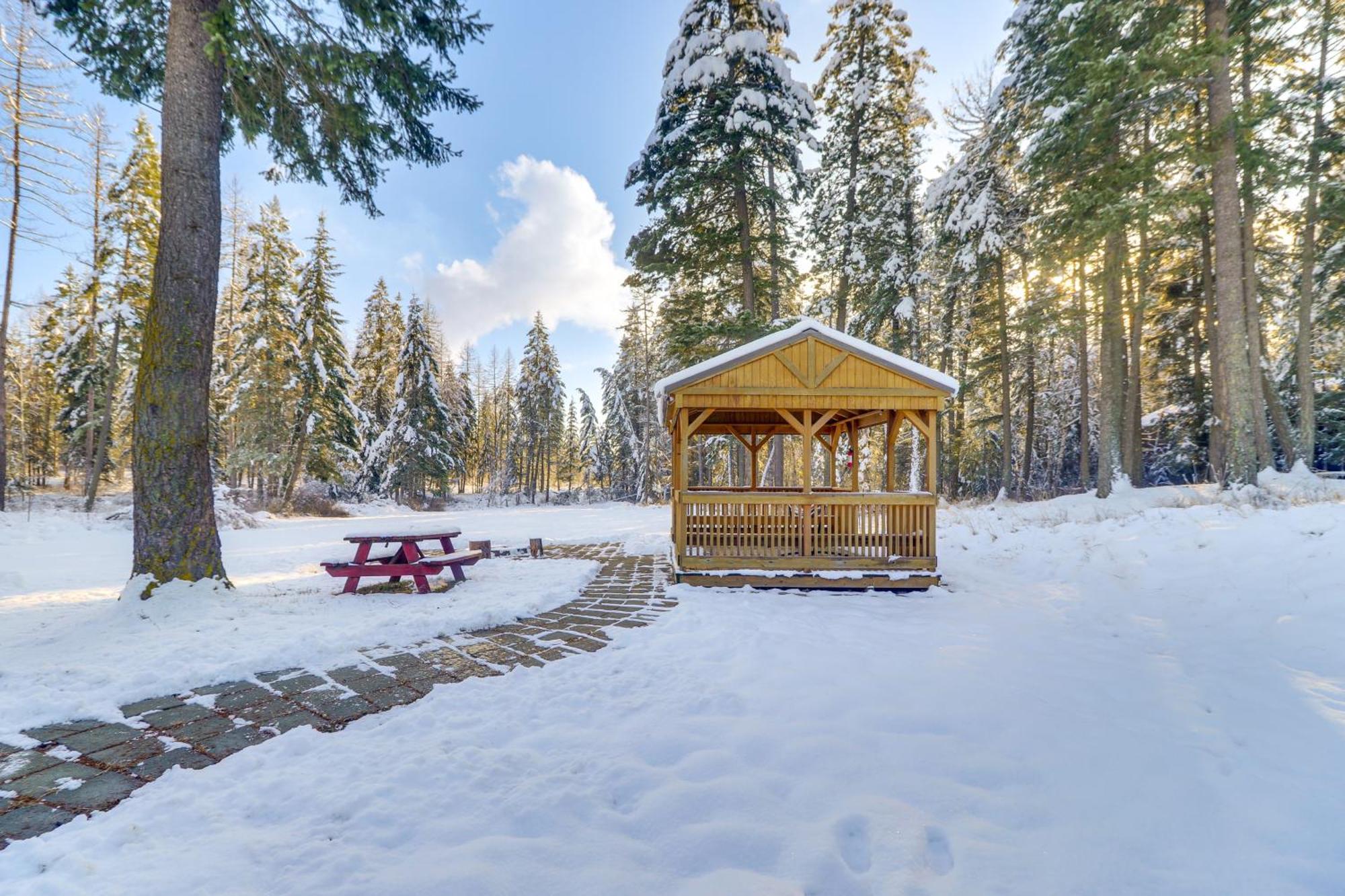 Columbia Falls Private Retreat Pool Table And Deck! المظهر الخارجي الصورة