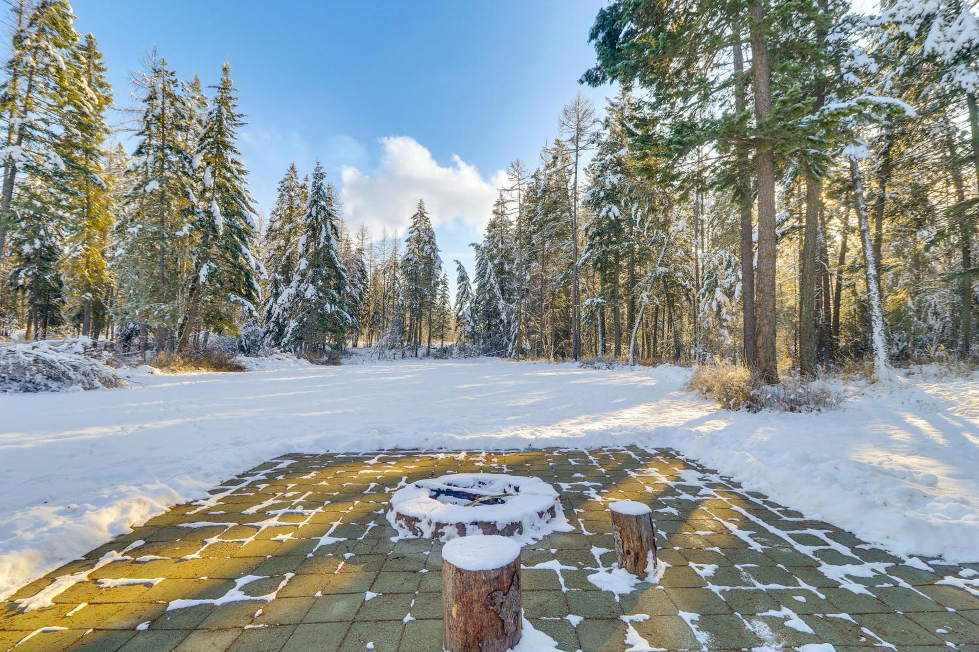 Columbia Falls Private Retreat Pool Table And Deck! المظهر الخارجي الصورة